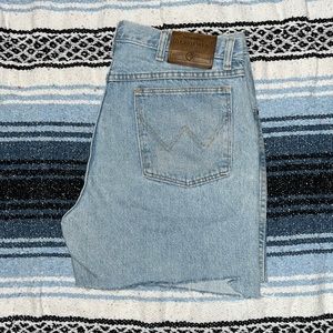 WRANGLER RUGGED WEAR cutoff jean shorts size 34